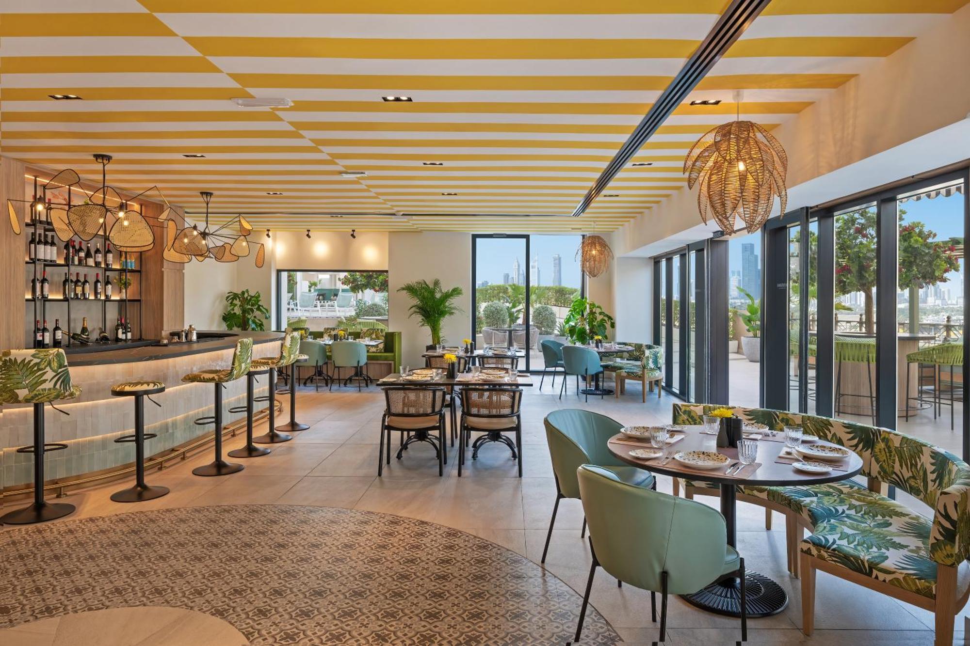 Hotel Barcelo Al Jaddaf, Dubaj Zewnętrze zdjęcie Interior of the restaurant